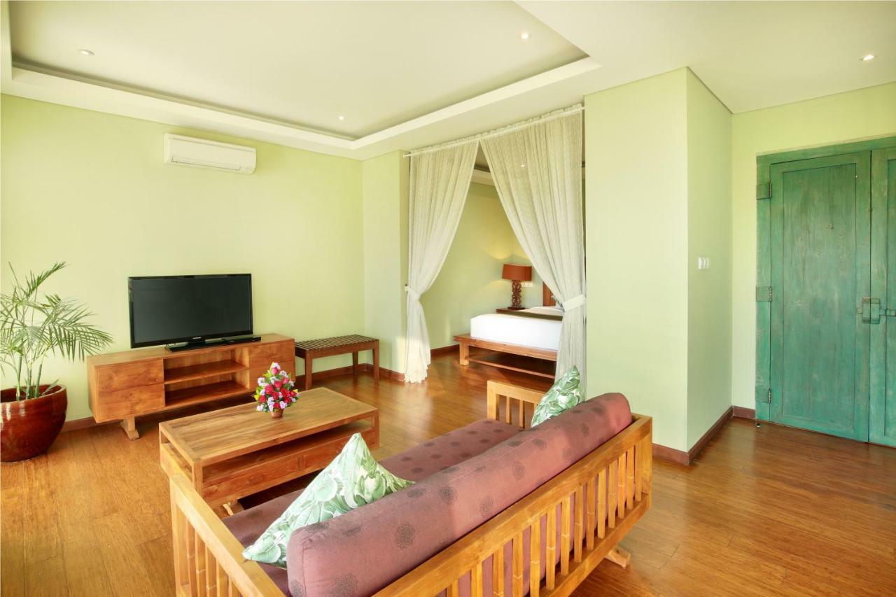 Kampoeng Villa Bali Kuta Lombok Exterior foto